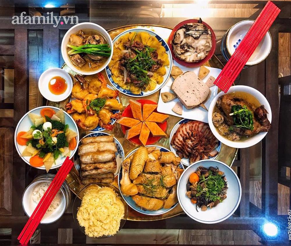Thực đơn 5 cho bàn 10 khách